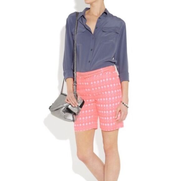 Diane Von Furstenburg SZ 10 pink neon printed knee length shorts - Picture 1 of 7